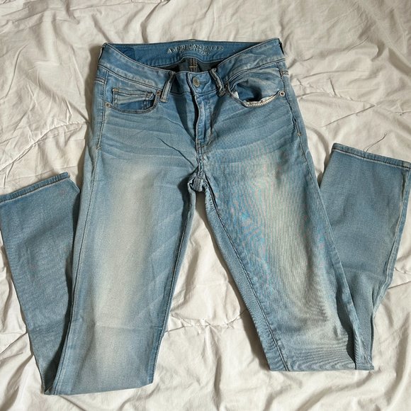 American Eagle Skinny Super Super Stretchy light blue jeans - Size 8 US (27'') - Picture 3 of 5
